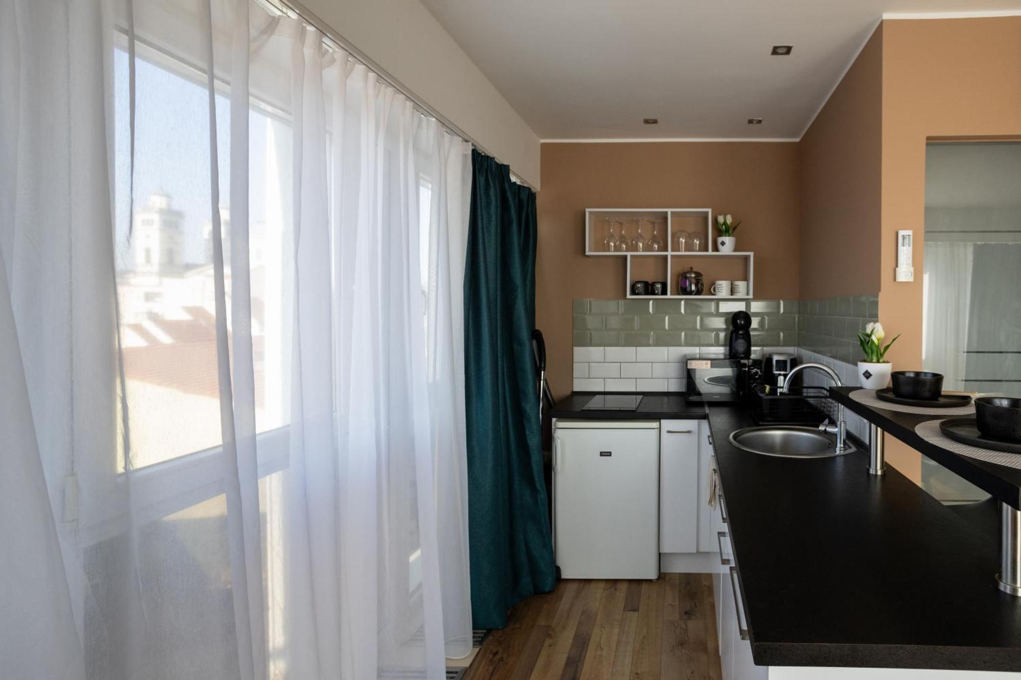 Hellowine Apartman II Еґер Екстер'єр фото