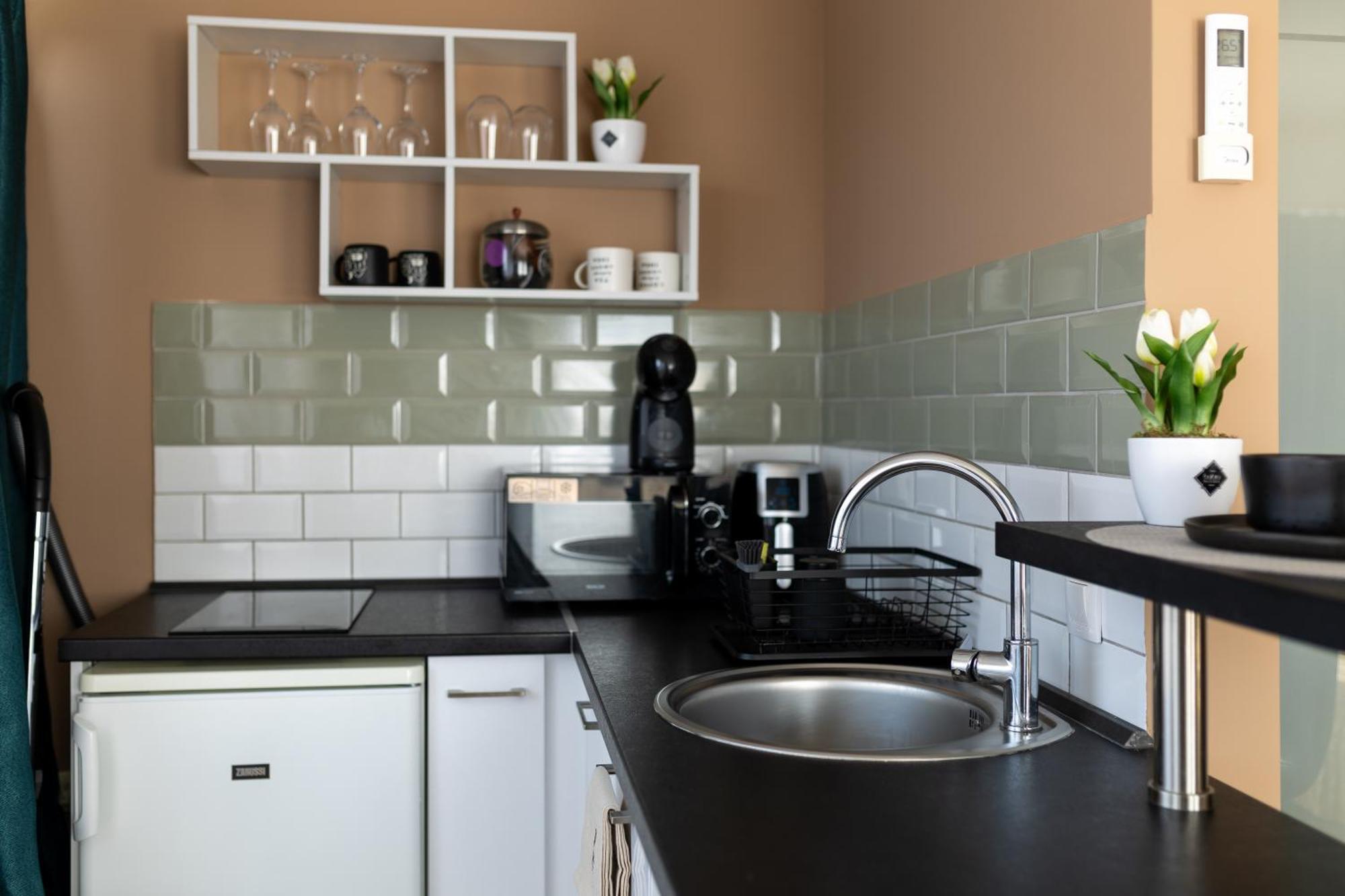 Hellowine Apartman II Еґер Екстер'єр фото